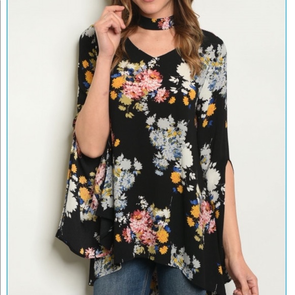 Tops - Last 1️⃣. Floral choker neck top.  NWT